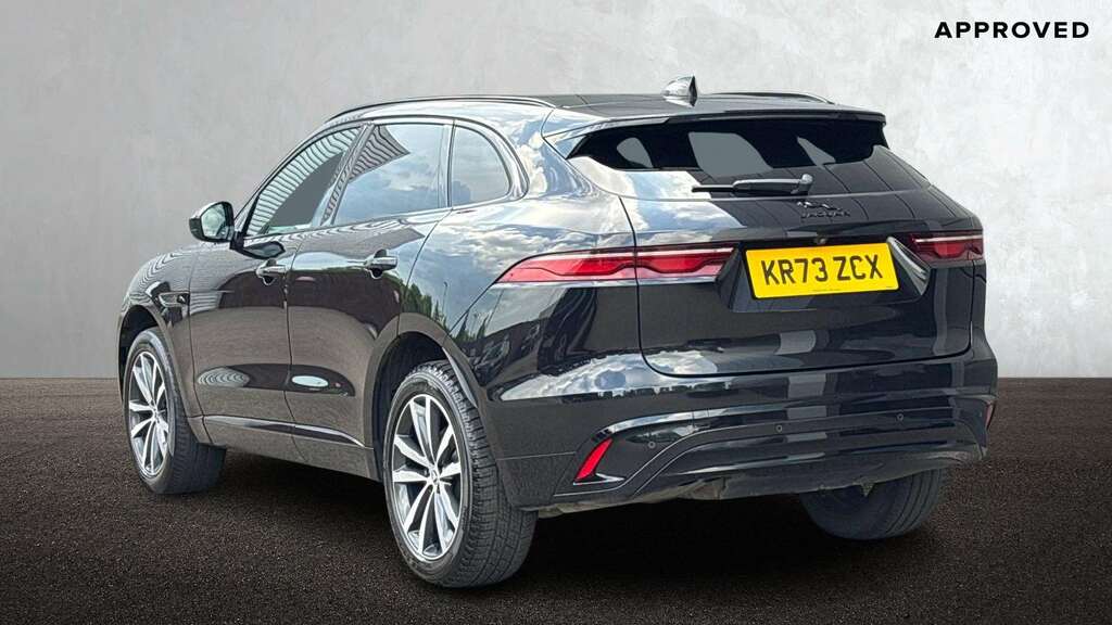 Jaguar F-Pace 2.0 D200 R-dynamic Se Black Awd 2023 KR73ZCX Black #2