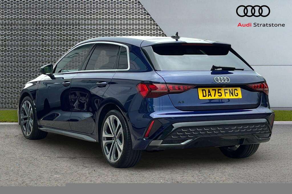 Audi A3 1.5 Tfsi 150 S Line S Tronic 2025 DA75FNG Blue #3