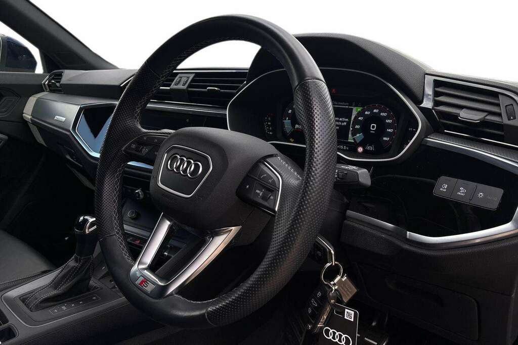 Audi Q3 35 Tfsi S Line S Tronic 2024 YY24RZP Blue #3