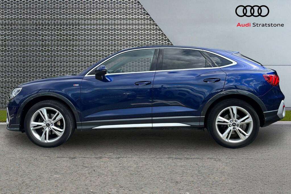 Audi Q3 35 Tfsi S Line S Tronic 2024 YY24RZP Blue #5