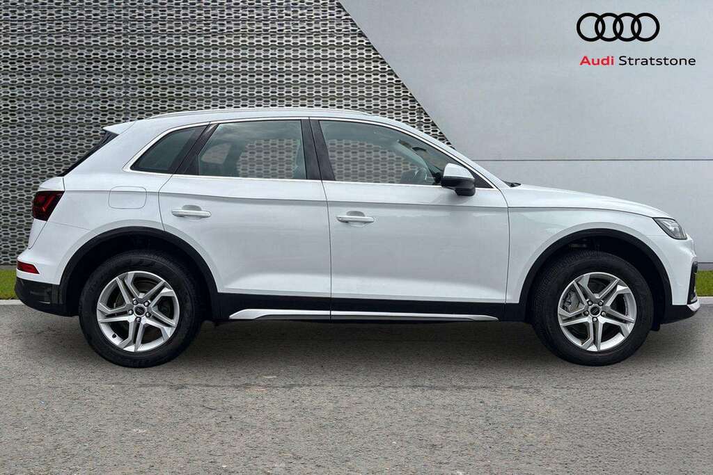 Audi Q5 40 Tdi Quattro Sport S Tronic 2024 MT24LXL White #4