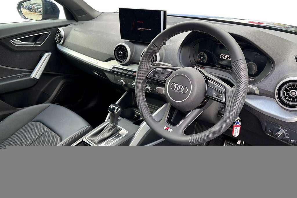 Audi Q2 35 Tfsi S Line S Tronic 2026 KS26MOV Blue #6