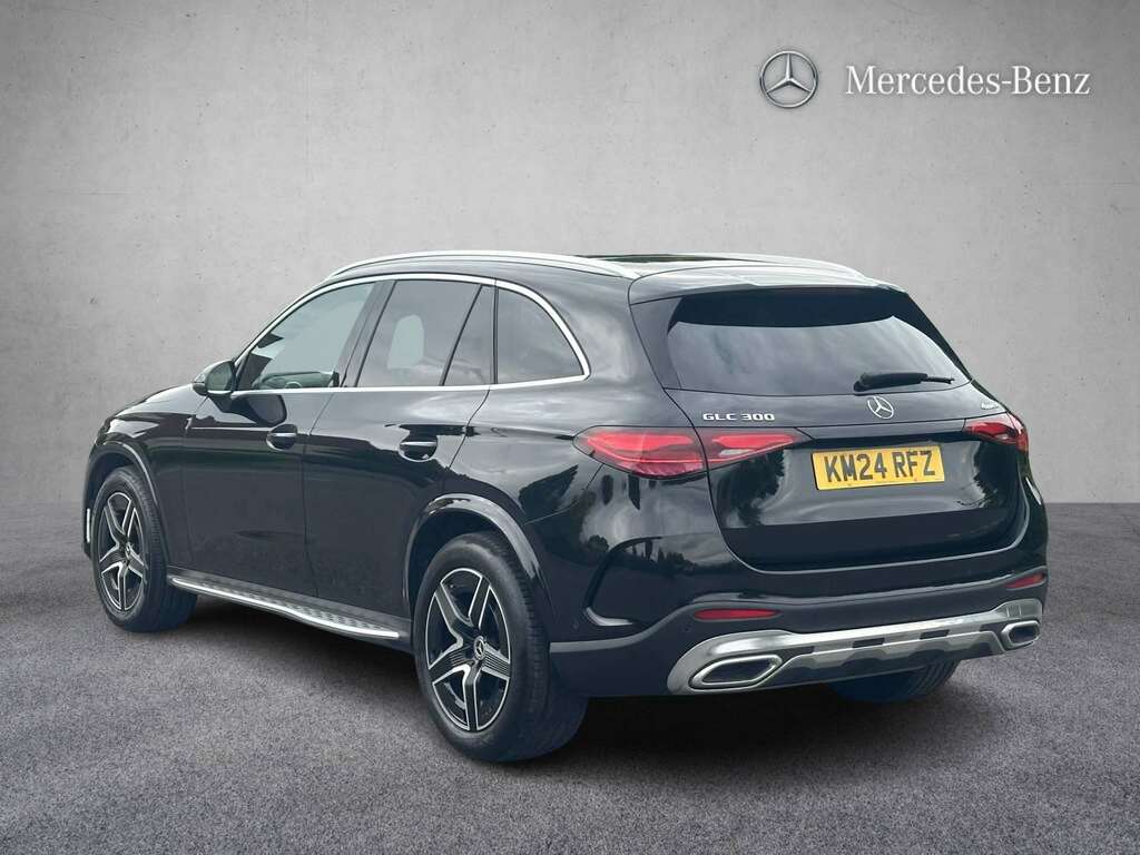 Mercedes-Benz GLC Class 300 4Matic Amg Line 9G-tronic 2024 KM24RFZ #2