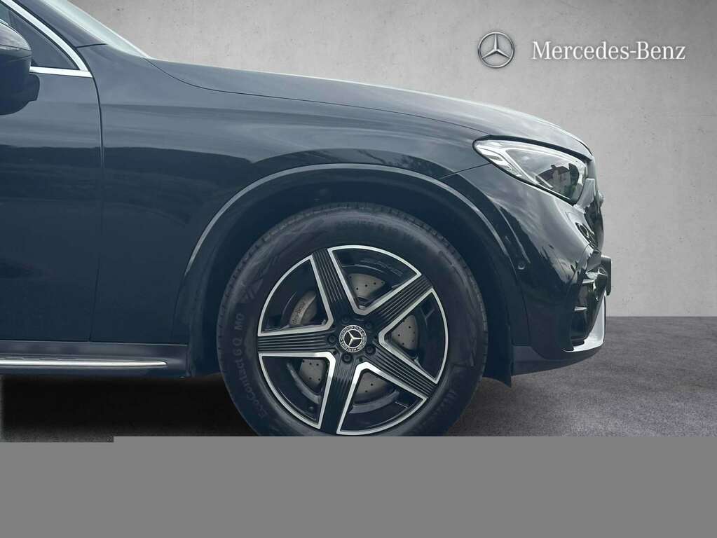 Mercedes-Benz GLC Class 300 4Matic Amg Line 9G-tronic 2024 KM24RFZ #3
