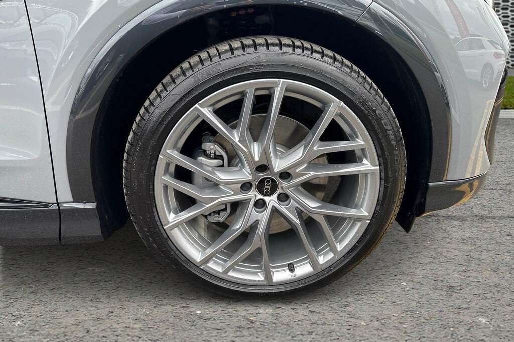 Audi Q4 E Tron 210Kw 45 82Kwh Black Edition 2026 MM26FZF Grey #5