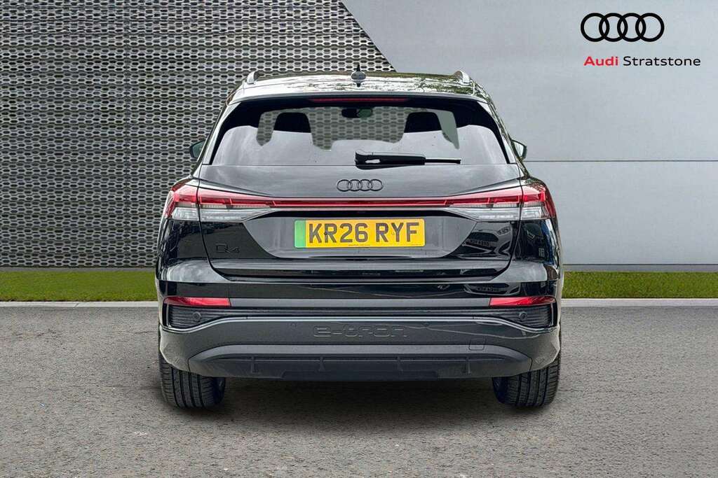 Audi Q4 E Tron 210Kw 45 82Kwh Black Edition 2026 KR26RYF Black #6