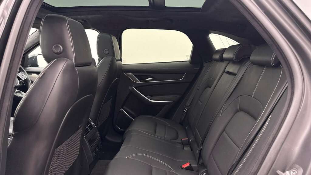 Jaguar F-Pace 2.0 P400e R-dynamic Hse Black 90Th Anniv Black #3