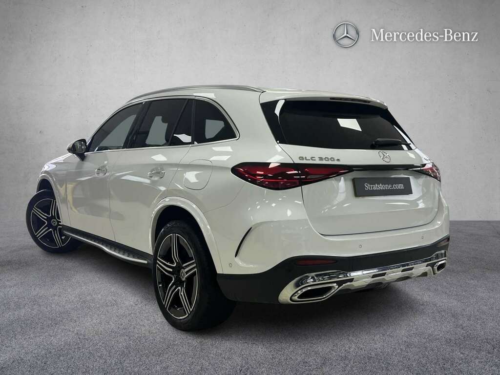 Mercedes-Benz GLC Class 300E 4Matic Amg Line Prem Pan 9G-tronic 2025 KS75DDZ White #2