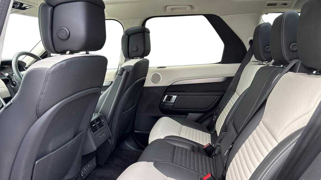 Land Rover Discovery 3.0 D350 Dynamic Hse 2025 KR25PKN Brown #4