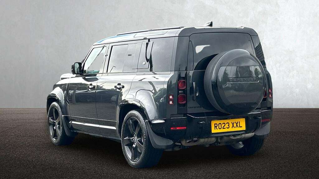 Land Rover Defender 110 3.0 D250 X-dynamic Hse 110 2023 Grey #2