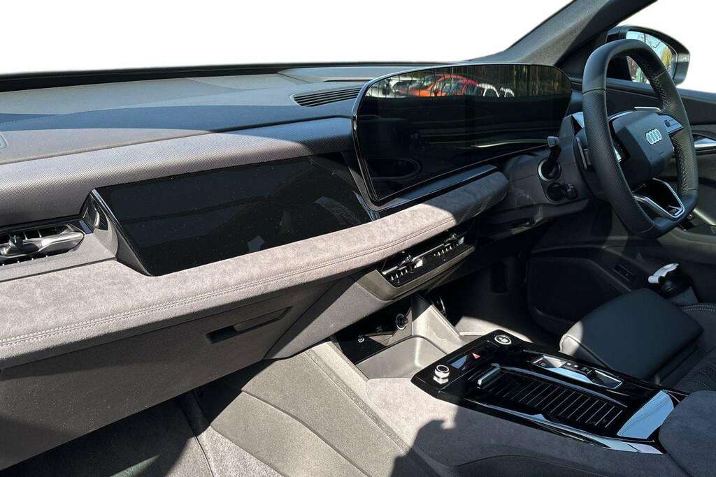 Audi Q6 E-Tron 225Kw Performance 100Kwh Black Edition 20 Black #2