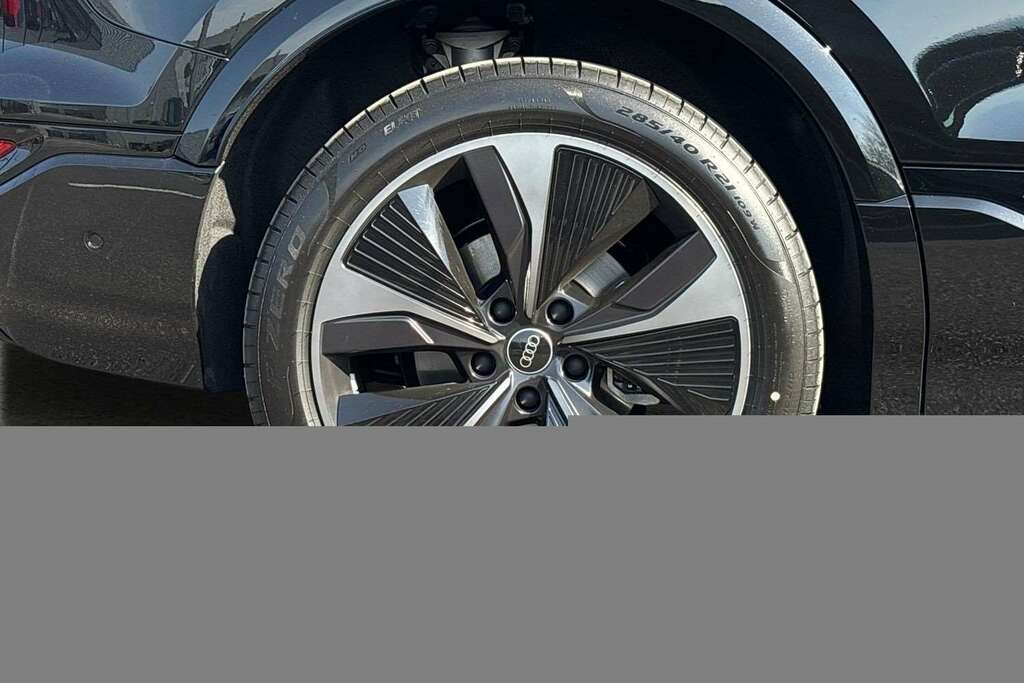Audi Q6 E-Tron 225Kw Performance 100Kwh Black Edition 20 Black #4