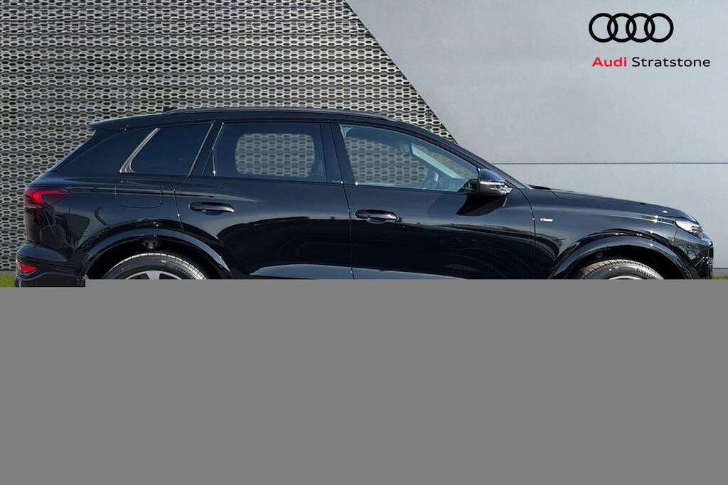 Audi Q6 E-Tron 225Kw Performance 100Kwh Black Edition 20 Black #3