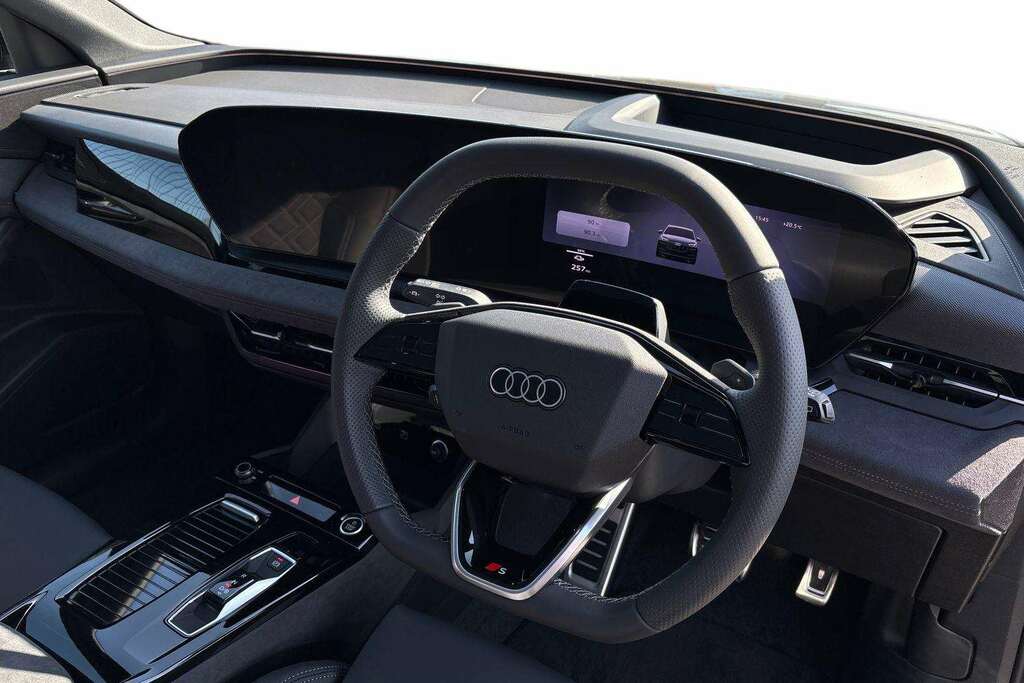 Audi Q6 E-Tron 225Kw Performance 100Kwh Black Edition 20 Black #5