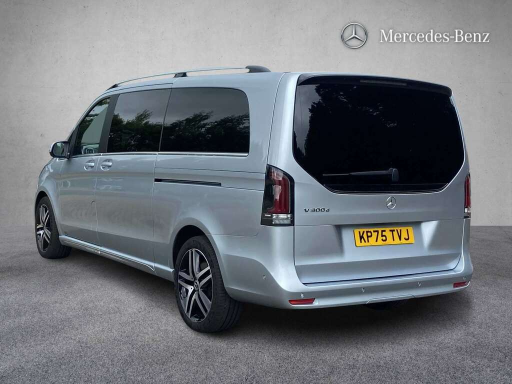 Mercedes-Benz V Class V300 D Exclusive 9G-tronic Extra Long7 St 2 KP75TVJ Silver #3