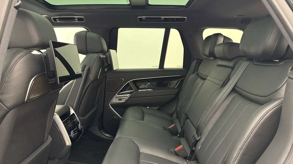 Land Rover Range Rover 3.0 P460e 2025 Grey #3