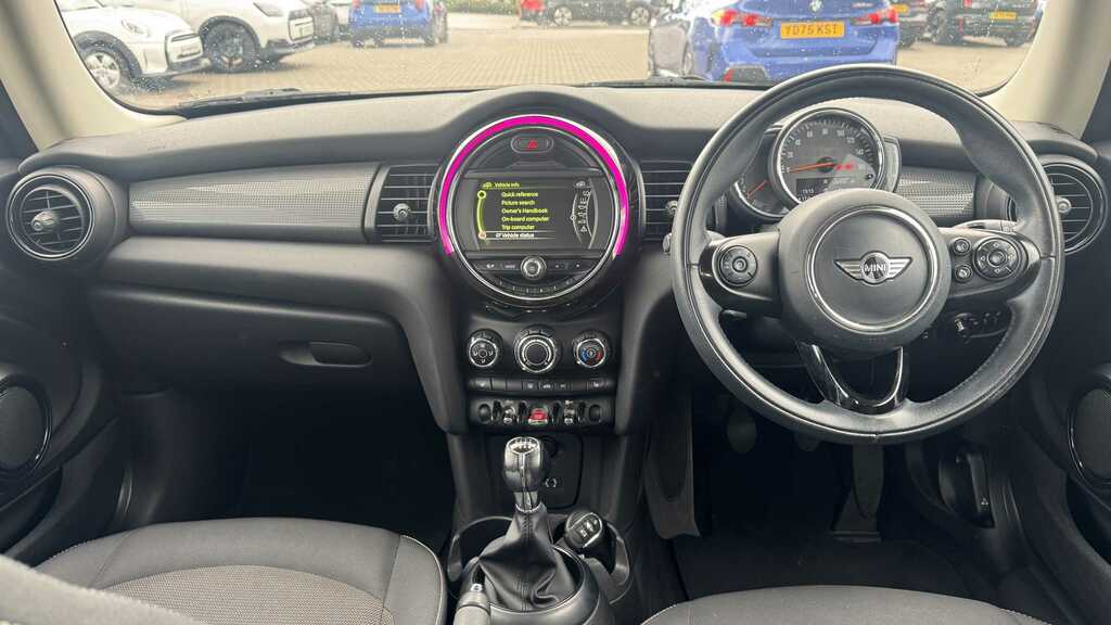 Mini Hatch 1.5 Cooper 2017 YL67NUA Black #4