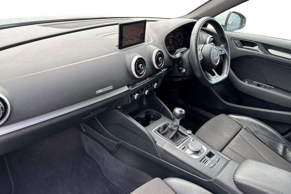 Audi A3 2.0 Tfsi S Line 2018 GC18XJL White #2