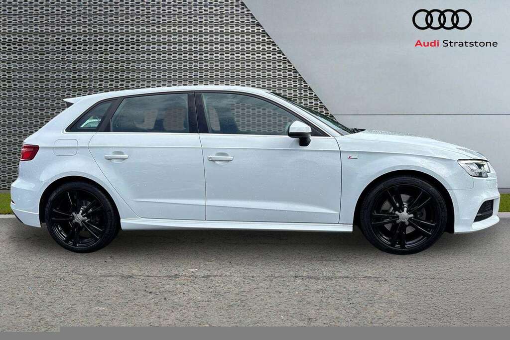 Audi A3 2.0 Tfsi S Line 2018 GC18XJL White #4