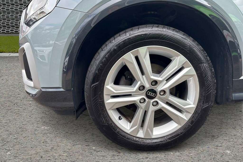 Audi Q2 30 Tfsi Sport 2022 LT22GCU Grey #6