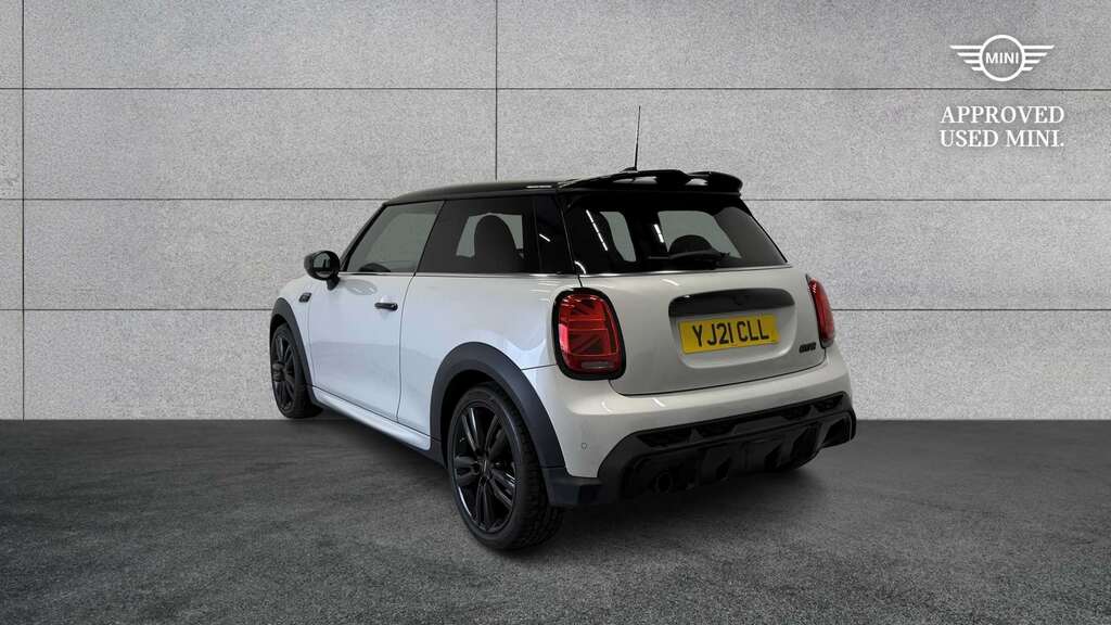 Mini Hatch 1.5 Cooper Sport 2021 YJ21CLL White #3