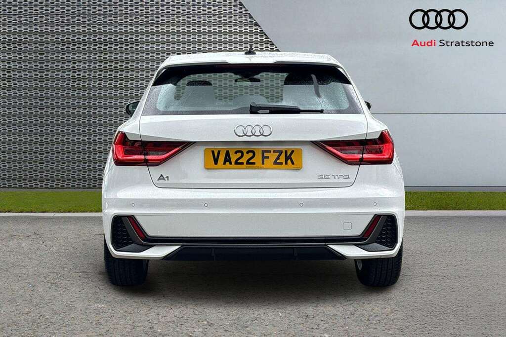 Audi A1 35 Tfsi S Line S Tronic 2022 VA22FZK White #6