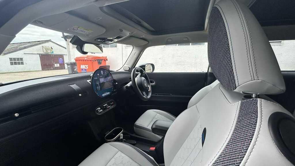 Mini Hatch 1.5 C Classic 2024 YA24GYT Silver #6