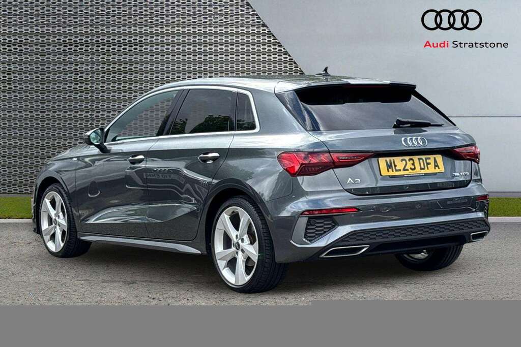 Audi A3 35 Tfsi S Line S Tronic 2023 ML23DFA Grey #3