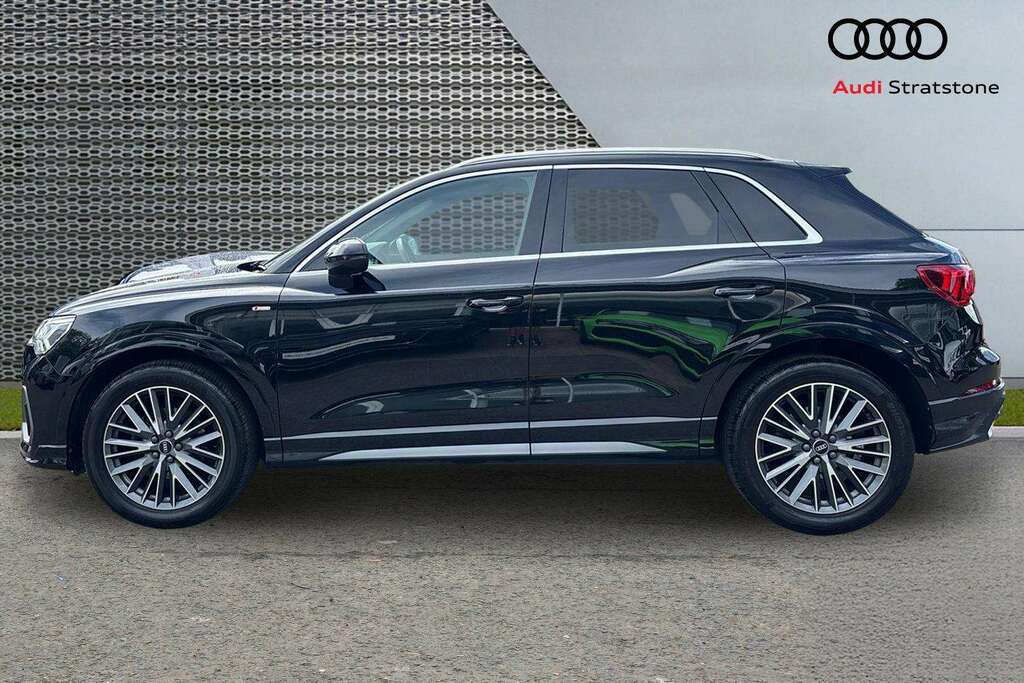 Audi Q3 35 Tfsi S Line S Tronic Comfortsound Pack 2 LM71OHY Black #6