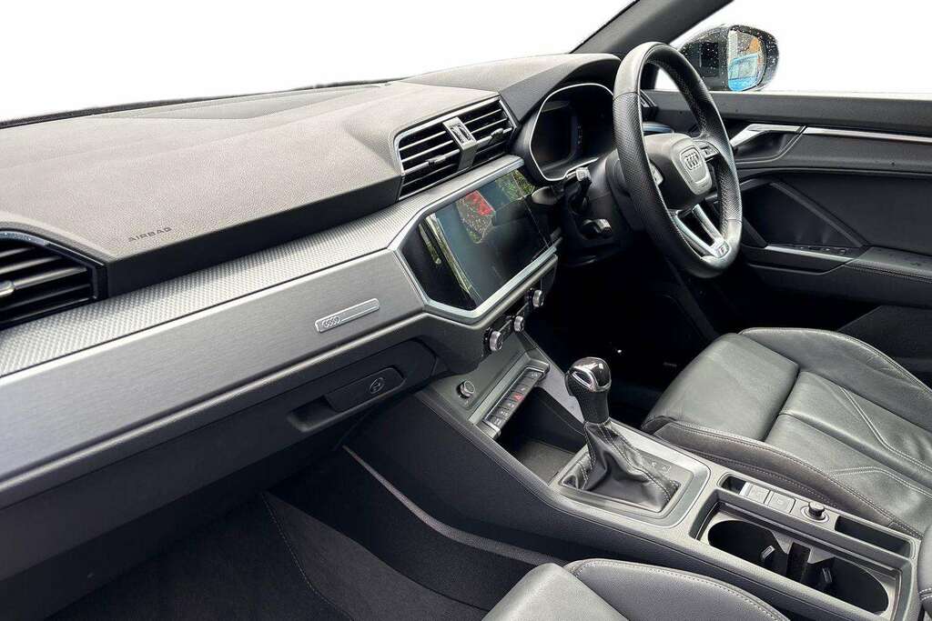 Audi Q3 35 Tfsi S Line S Tronic Comfortsound Pack 2 LM71OHY Black #2