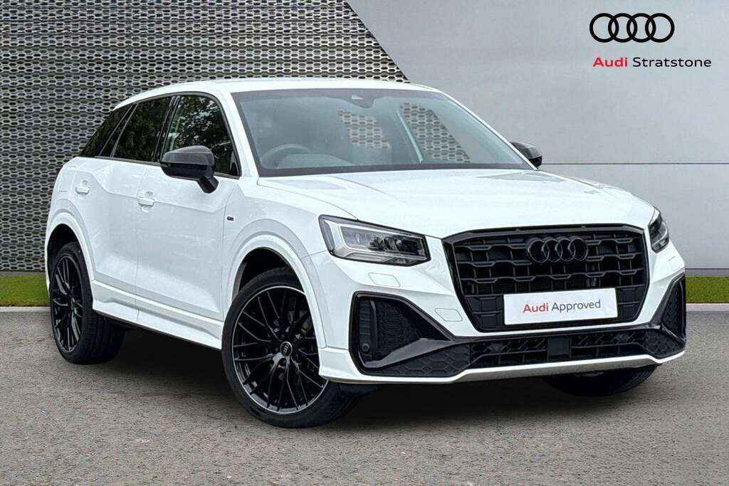 Audi Q2 30 Tfsi 116 Black Edition 2025 White