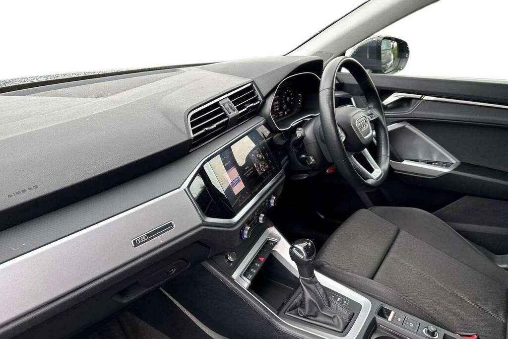 Audi Q3 35 Tfsi Sport S Tronic 2023 Grey