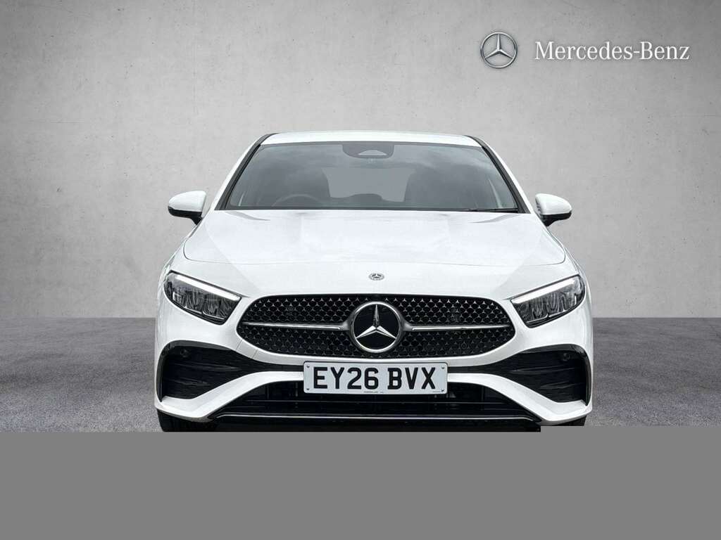 Mercedes-Benz A Class A200 Amg Line Executive 2026 EY26BVX White #4