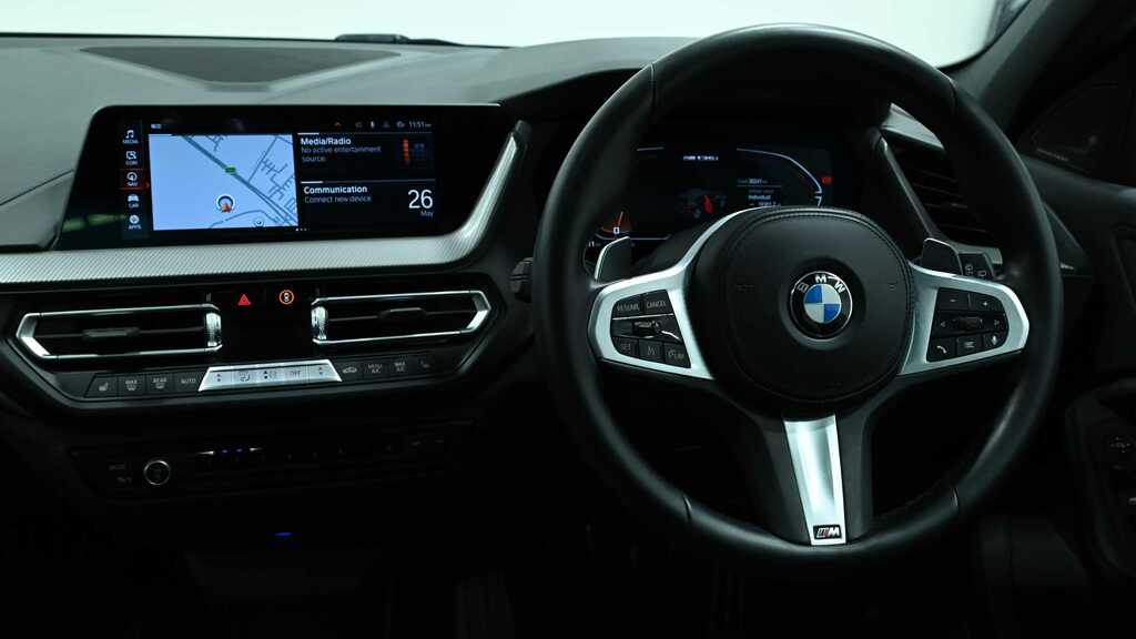 BMW 1 Series M135i Xdrive Step 2022 MX72WZL Black #4