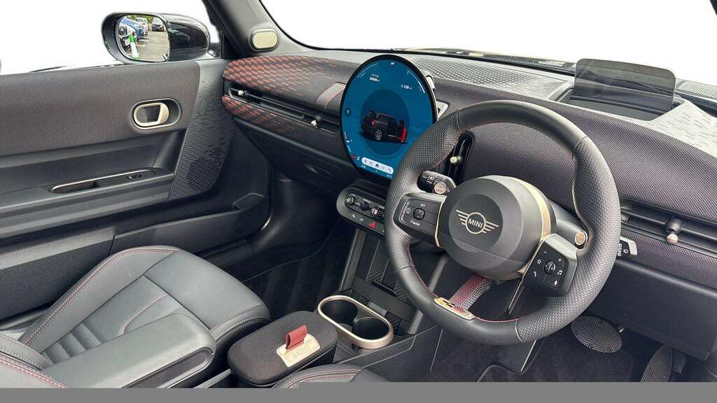 Mini Hatch 1.5 C Sport 2025 YC75WNV Black #6