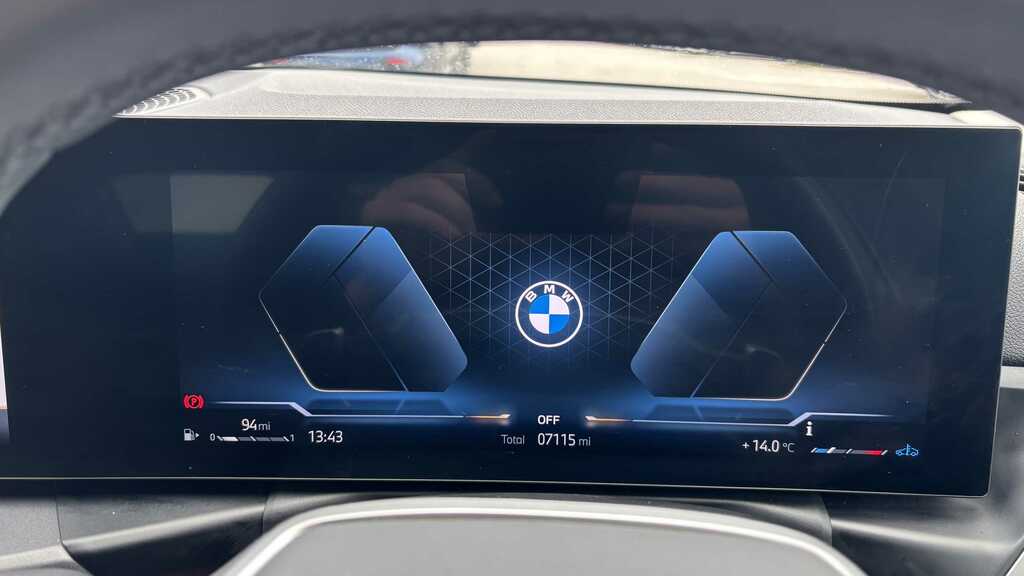BMW 3 Series 320I Sport Step 2025 YH25WDT White #5