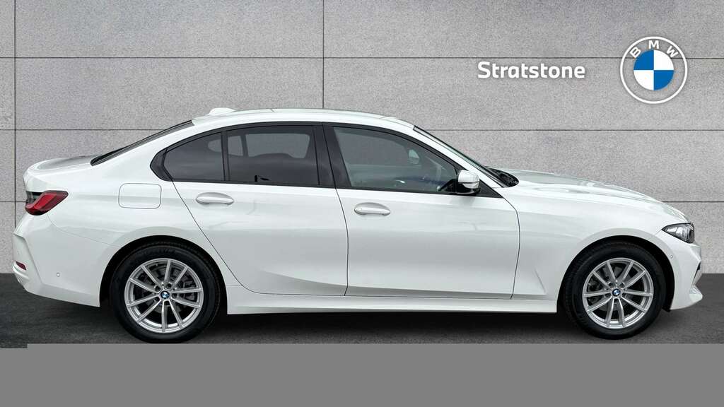 BMW 3 Series 320I Sport Step 2025 White