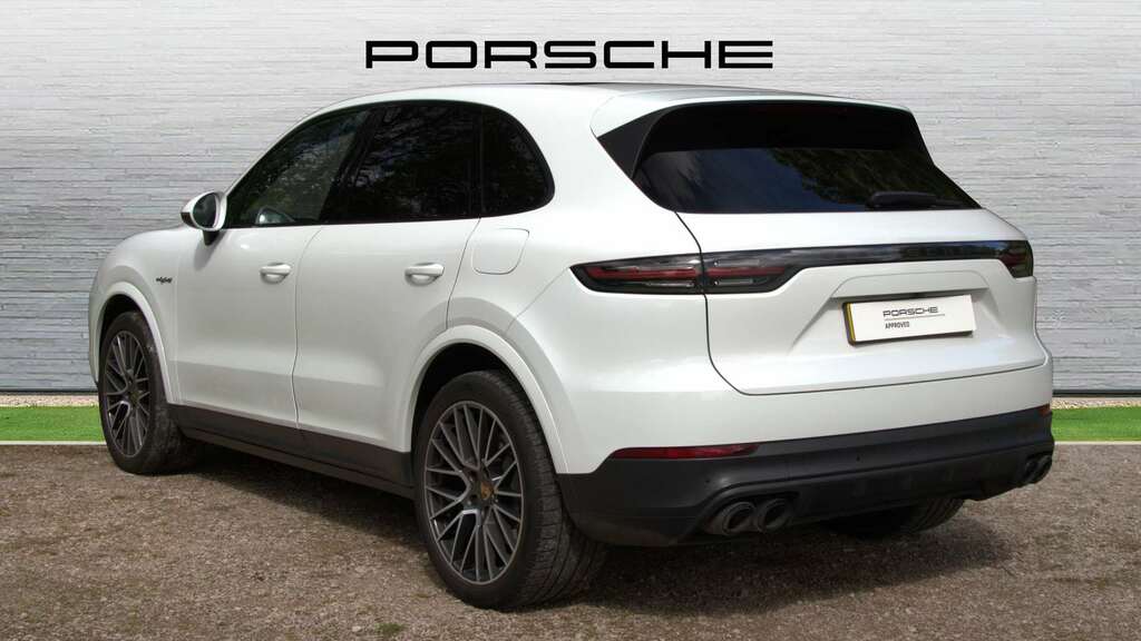 Porsche Cayenne V6 E-hybrid 2021 White #4