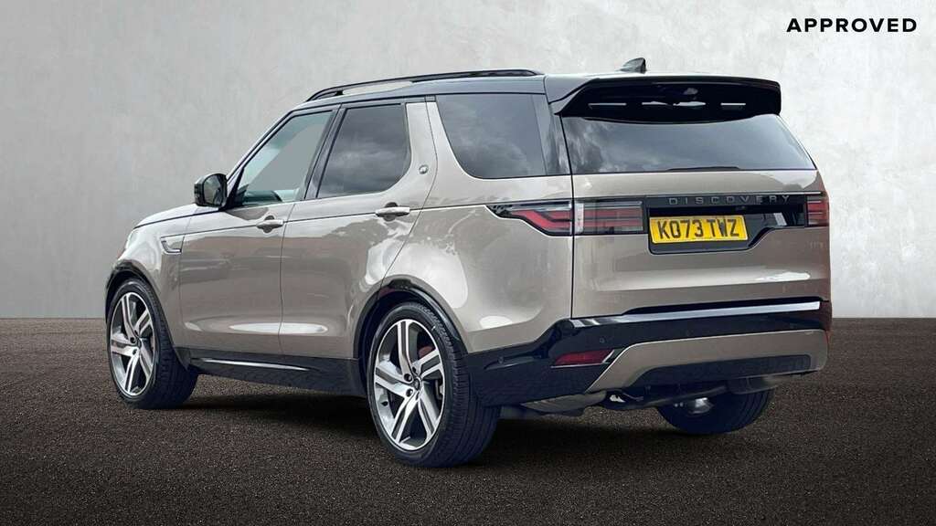 Land Rover Discovery 3.0 D300 Dynamic Hse 2024 Brown #2