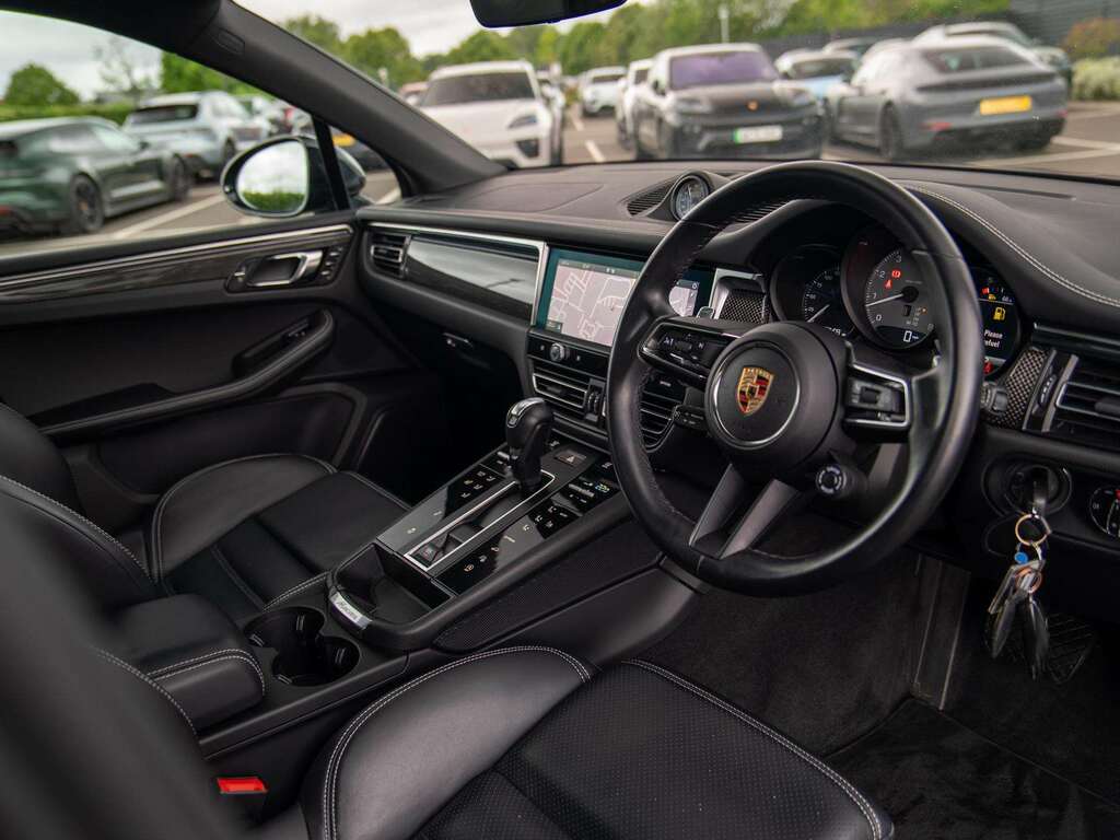 Porsche Macan S 2023 FH23XCC Black #2
