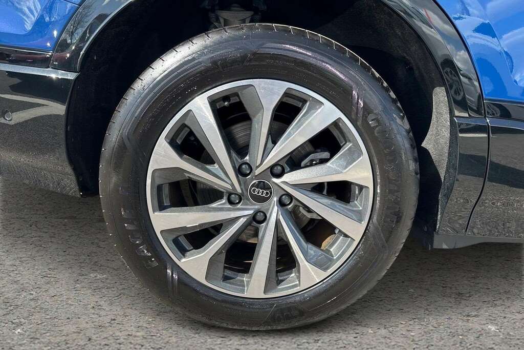 Audi Q6 E-Tron 225Kw Performance 100Kwh Sport 2026  #5
