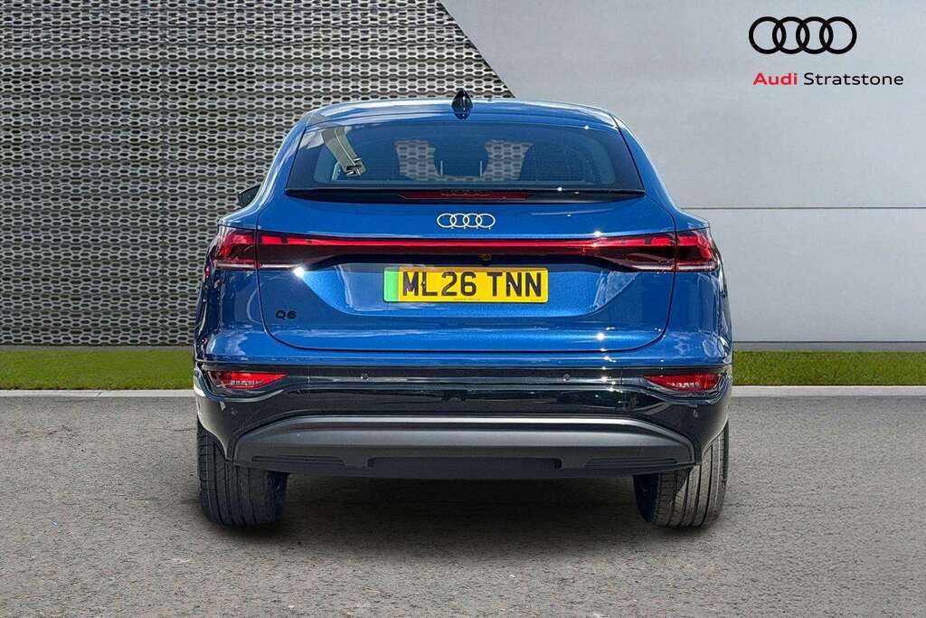 Audi Q6 E-Tron 225Kw Performance 100Kwh Sport 2026  #3