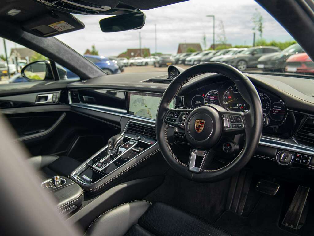 Porsche Panamera Turbo S E-hybrid 2020 Black #6