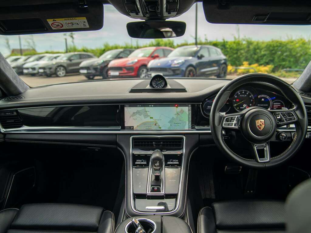 Porsche Panamera Turbo S E-hybrid 2020 Black #2