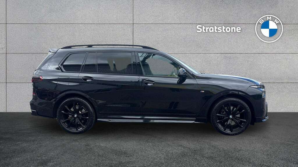 BMW X7 Xdrive40d Mht M Sport Step 2023 Black #3