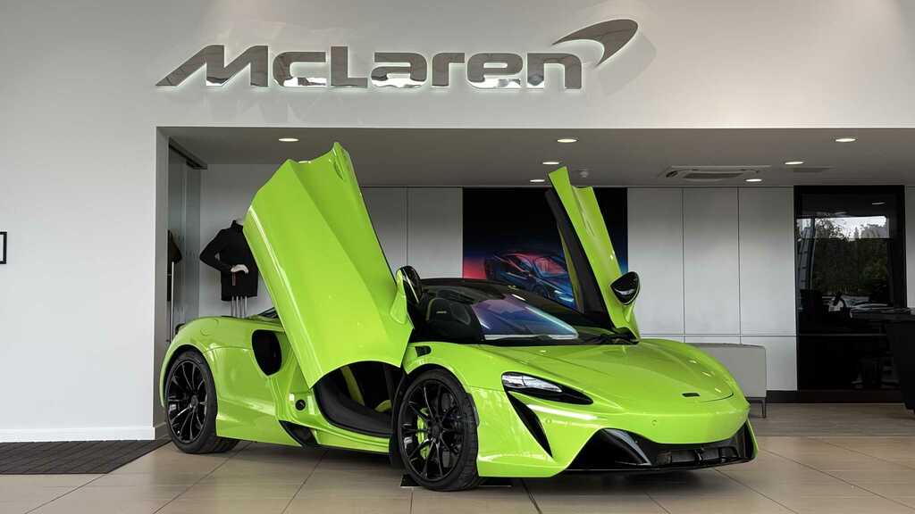 McLaren Artura V6 Phev 700 Ssg 2025 Green #2