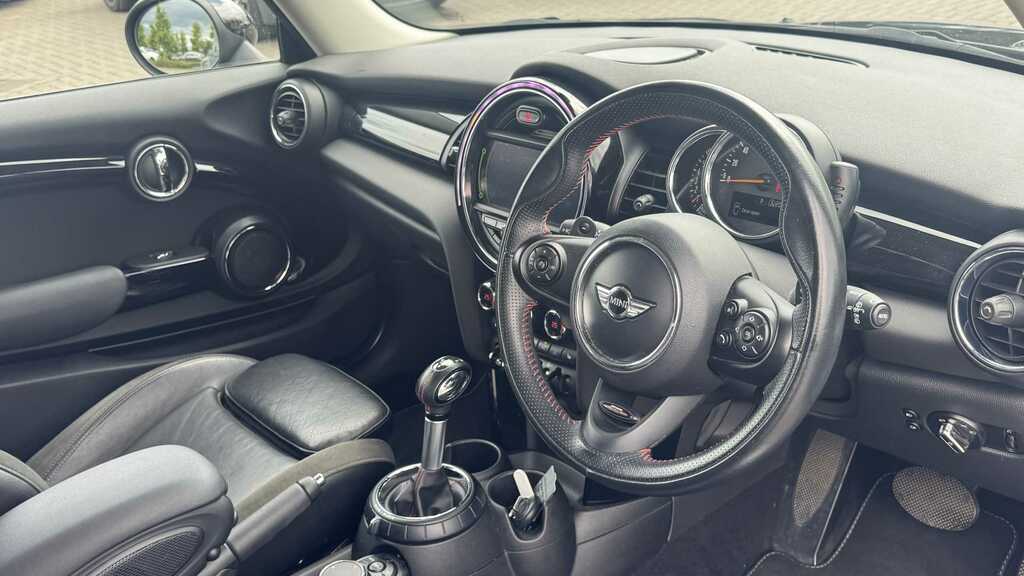 Mini Hatch 1.5 One D Brown #6