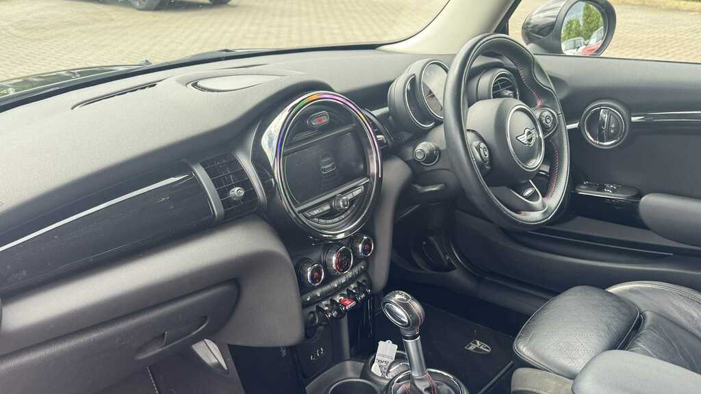 Mini Hatch 1.5 One D Brown #7