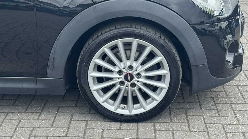 Mini Hatch 1.5 One D Brown #12