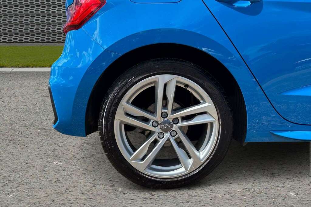Audi A1 Sportback Tfsi S Line Blue #9